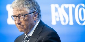 Bill Gates am 24. Mai 2022 beim World Economic Forum in Davos | Bild: picture alliance/Keystone | Gian Ehrenzeller