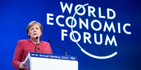 Angela Merkel am 23. Januar 2020 auf dem World Economic Forum in Davos | Bild: WEF/Ciaran McCrickard